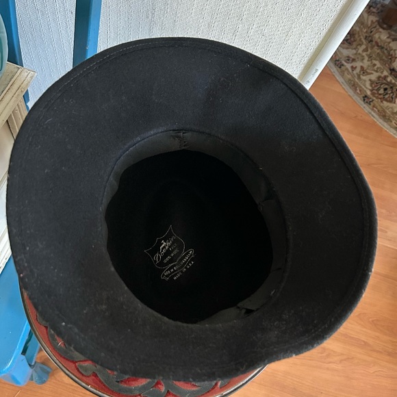 Vintage Black Wool Fedora Hat w Feather Embellishment